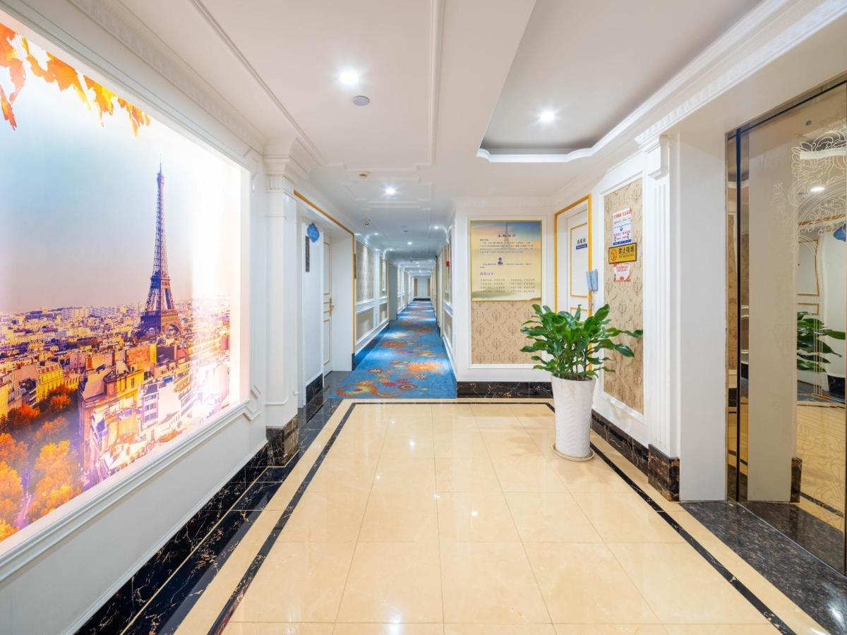 Yiwu Defeng Hotel Exterior photo